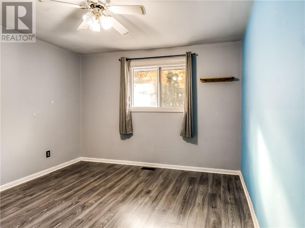 68 Pine Street Property Photo 21