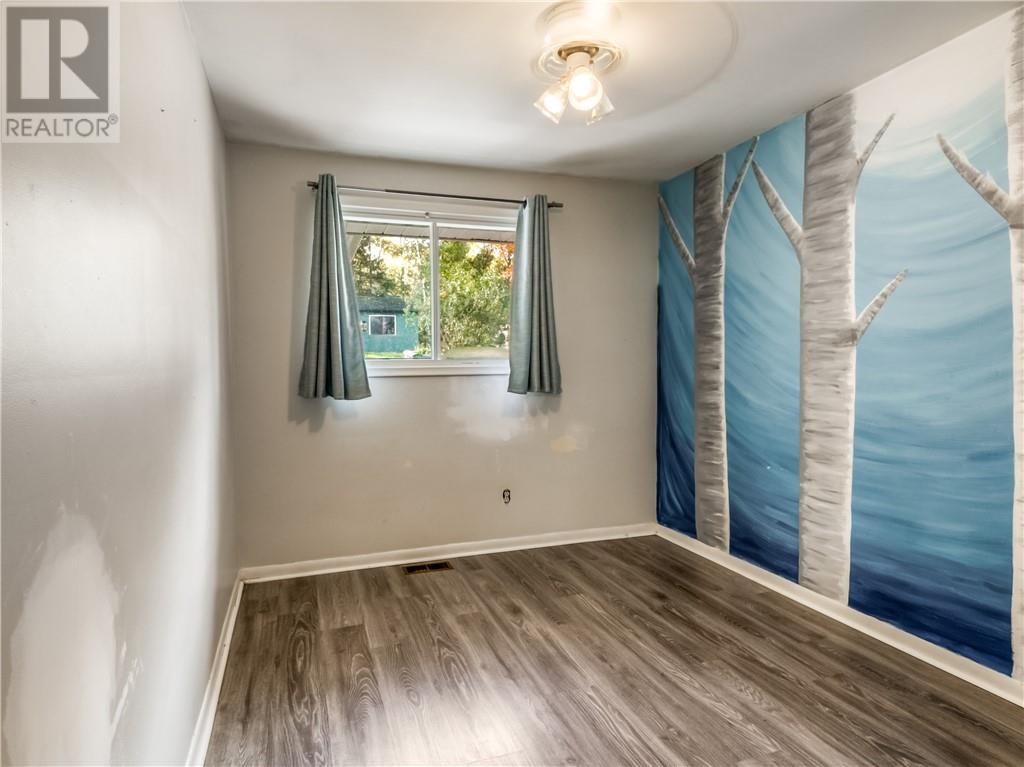 68 Pine Street Property Photo 23