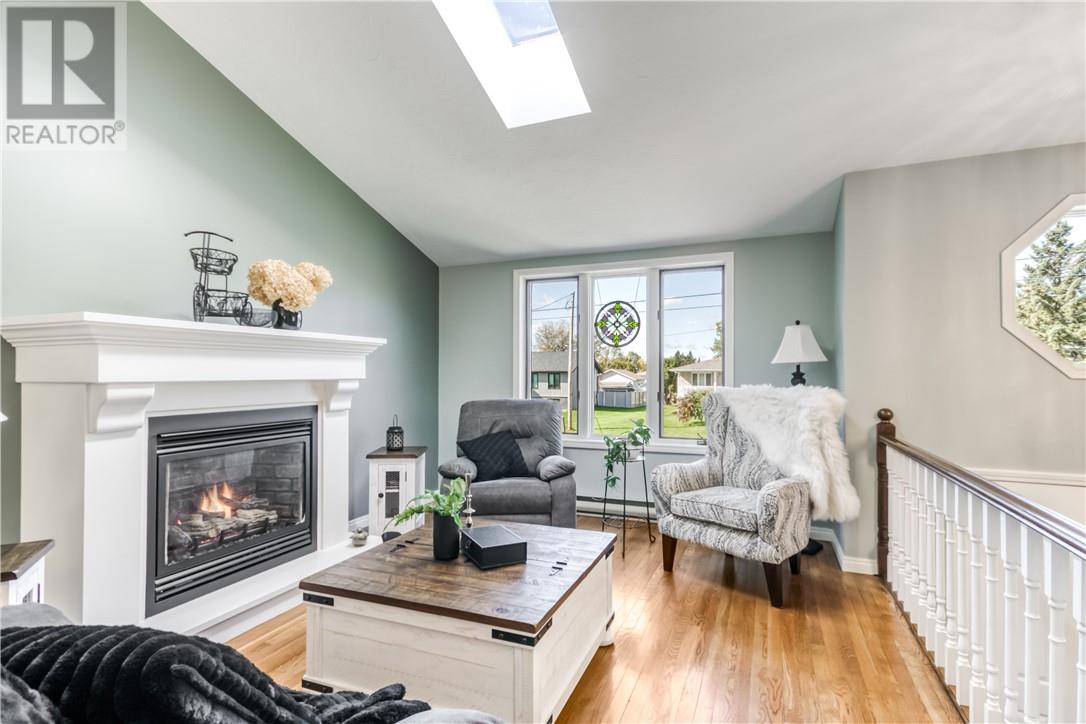 20 Hazel Street Property Photo 7