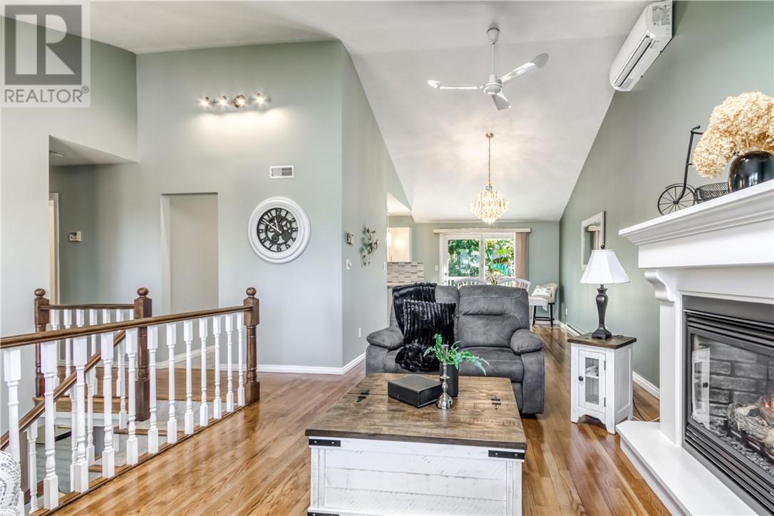 20 Hazel Street Property Photo 8