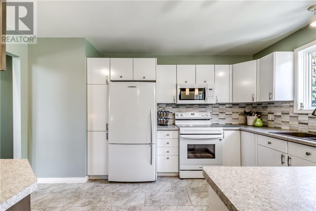 20 Hazel Street Property Photo 12