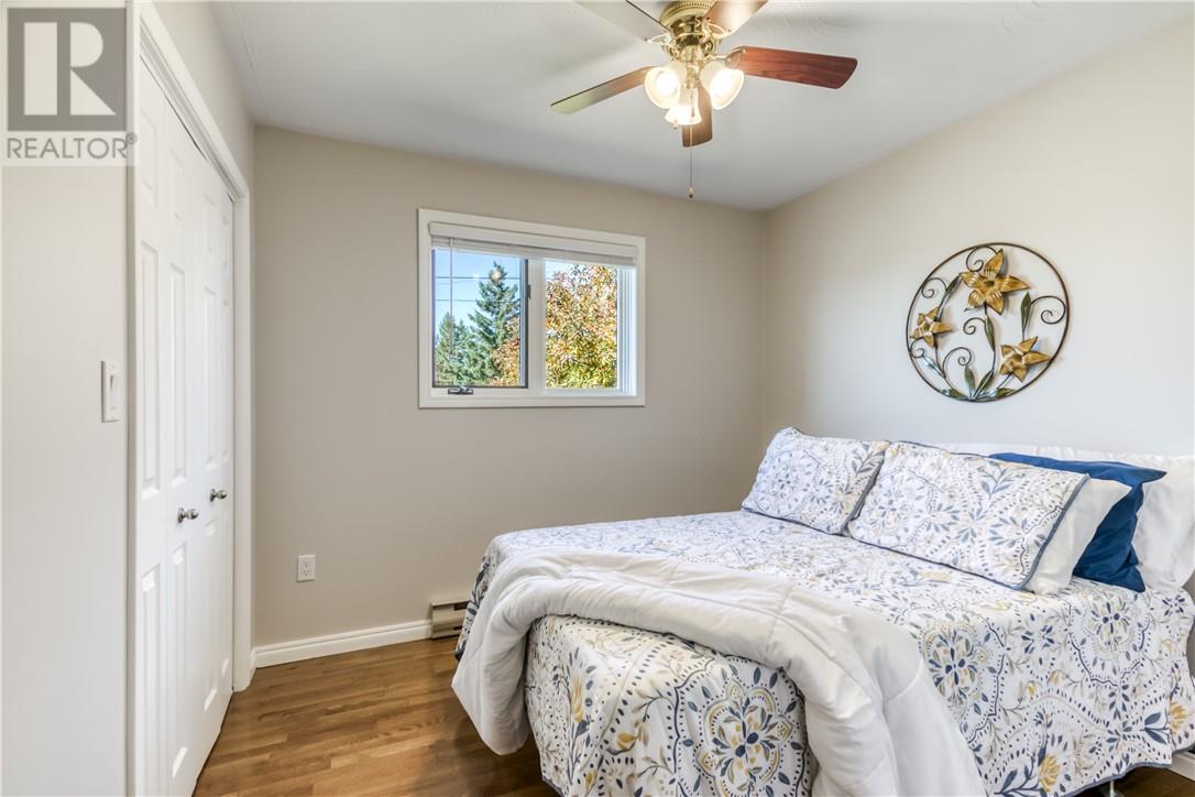 20 Hazel Street Property Photo 21