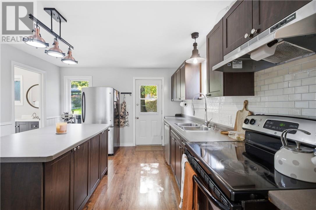 407 Morris Street Property Photo 13