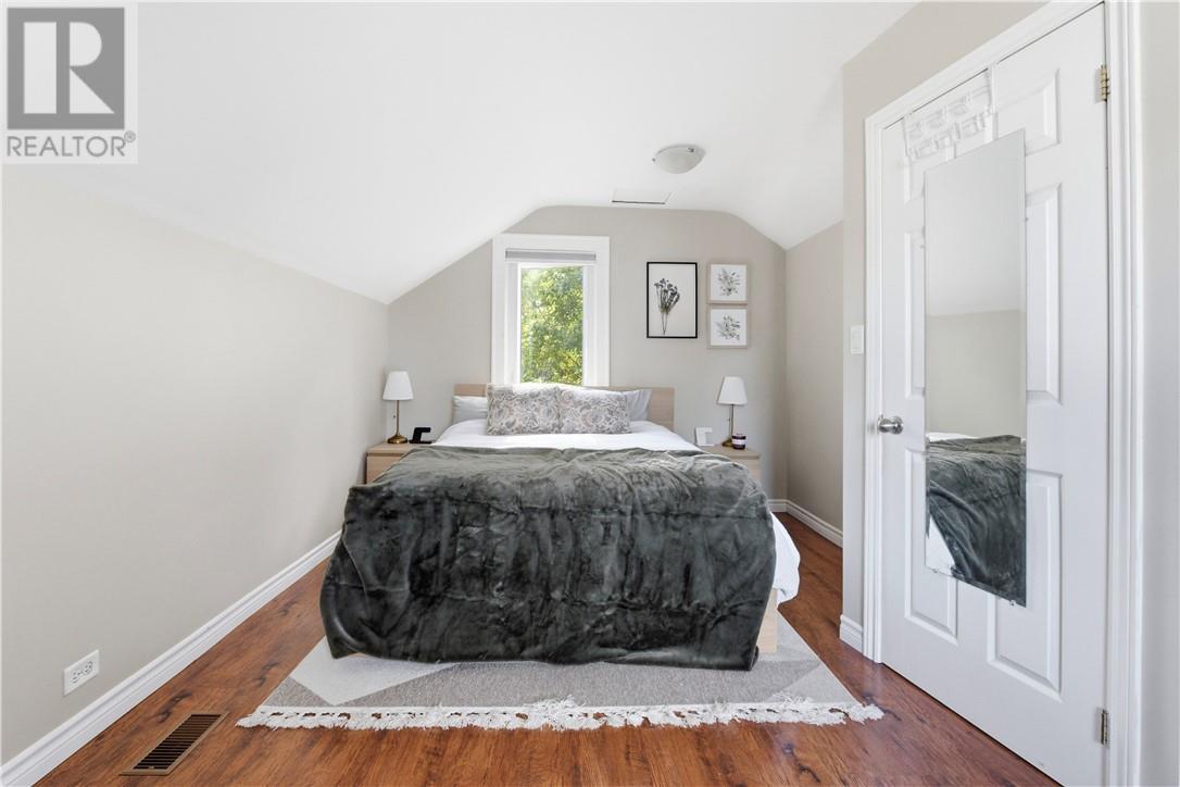 407 Morris Street Property Photo 16