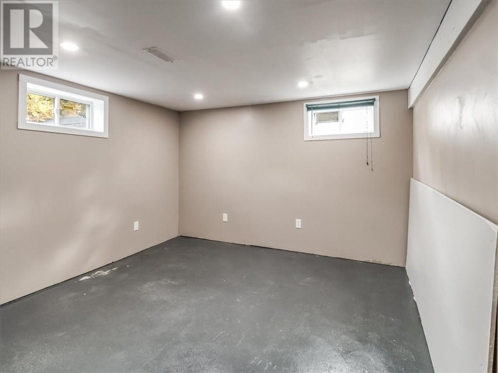 78 Mountain Avenue Property Photo 24