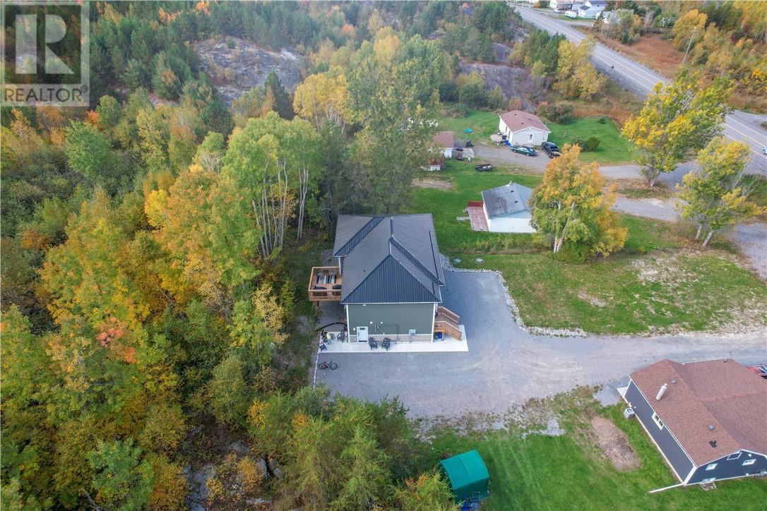 974 Highway 17 E Property Photo 3