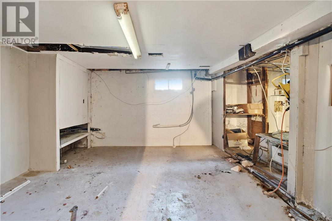 57 Sellwood Avenue Property Photo 12