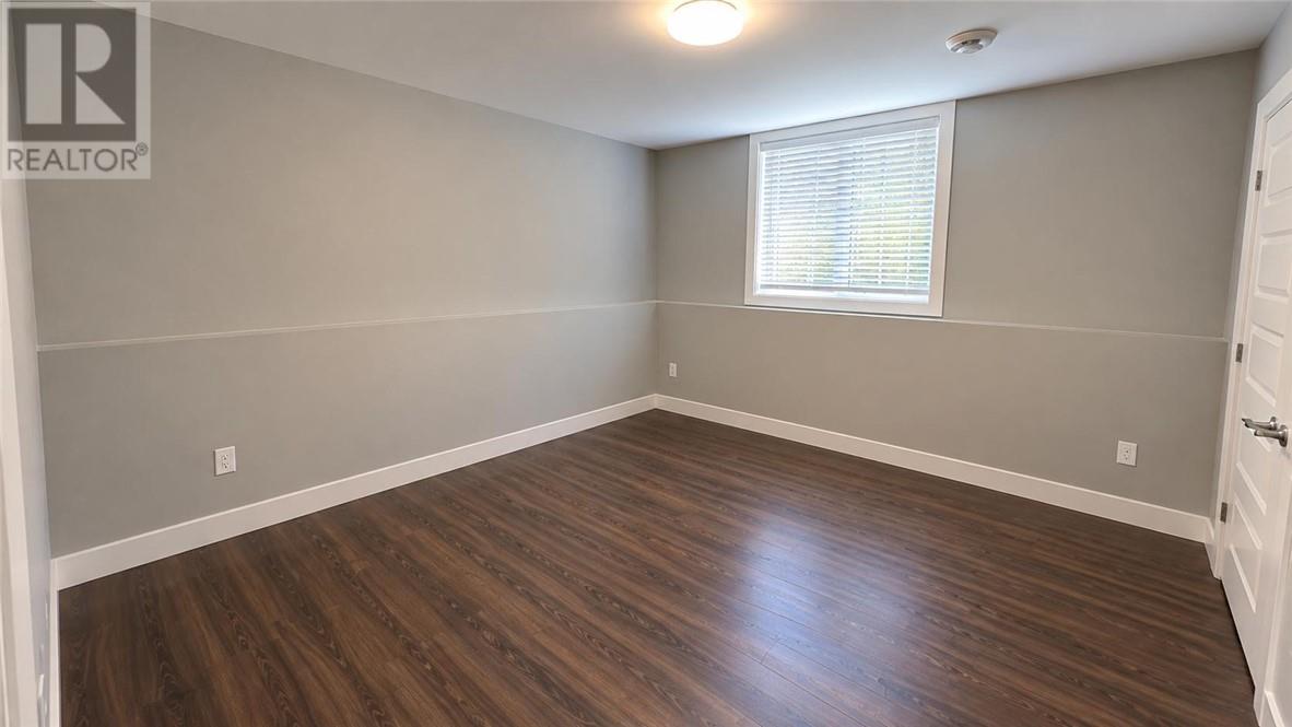 148 Hollybrook Crescent Unit# Lower Property Photo 13