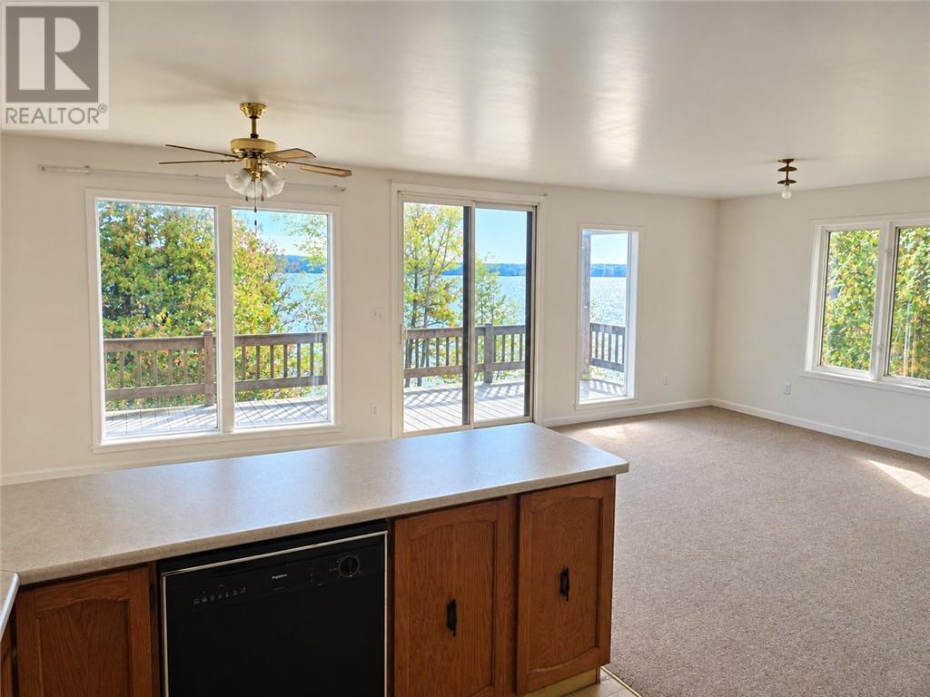 292 Noland Blvd Property Photo 14
