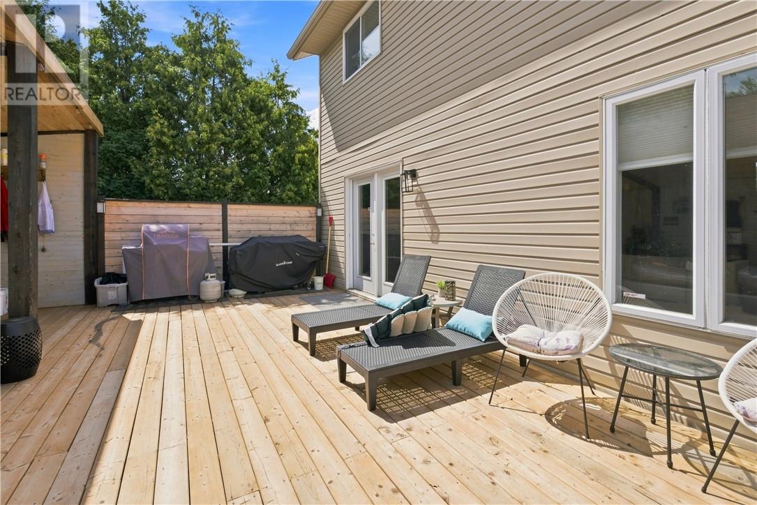 312 Braemore Cr Property Photo 16
