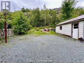 284 Mountain Street Unit# Main Floor Property Photo 18