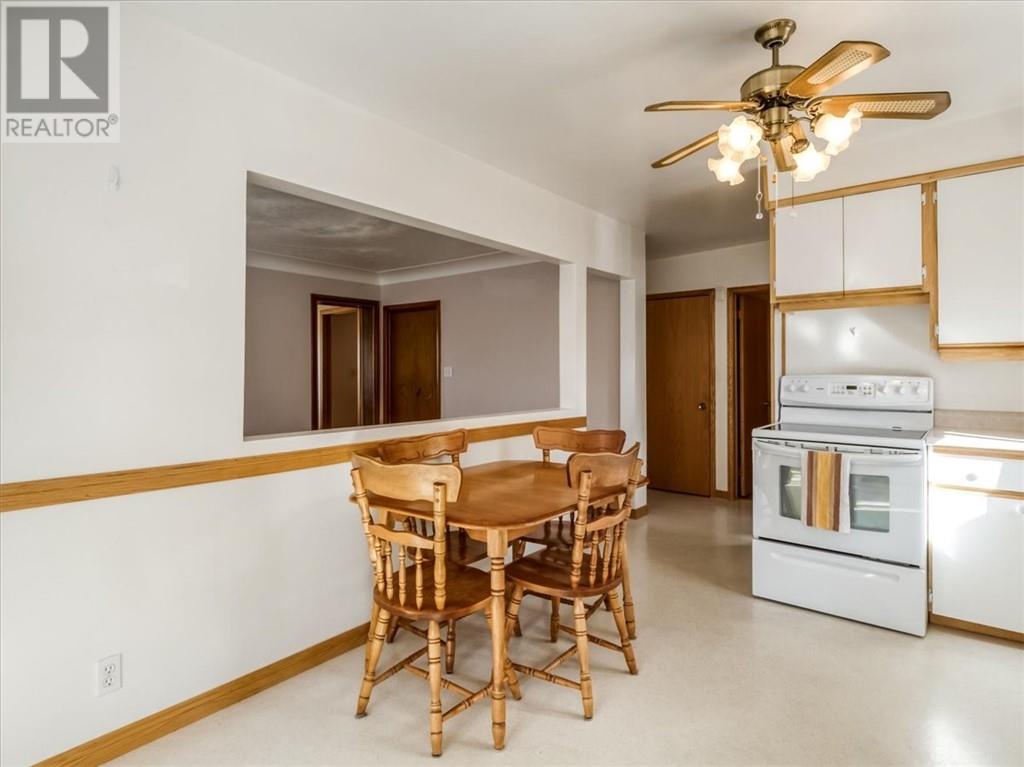 433 Dell Street Property Photo 13