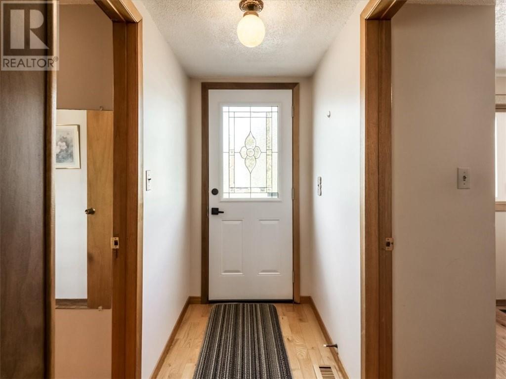 433 Dell Street Property Photo 16