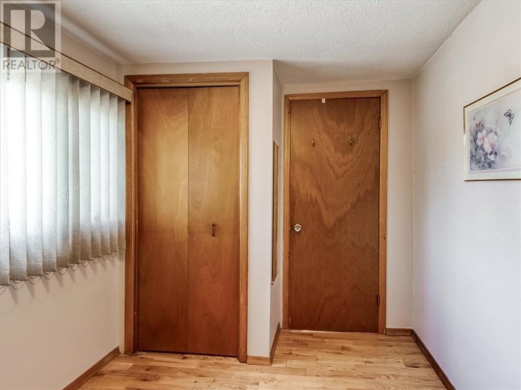 433 Dell Street Property Photo 21
