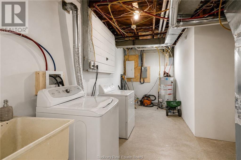 582 Ash Street Property Photo 17