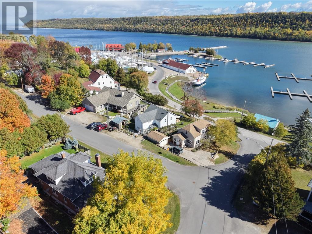 4 Thorburn Property Photo 17