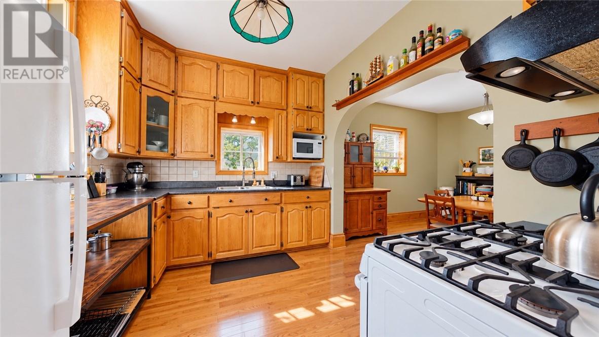 4 Thorburn Property Photo 23