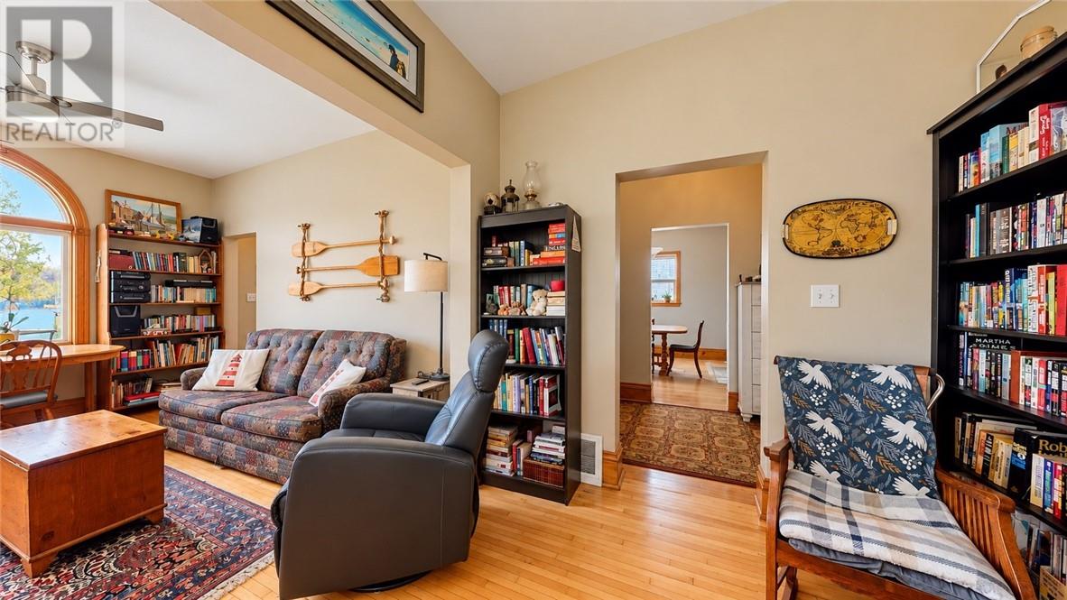 4 Thorburn Property Photo 34