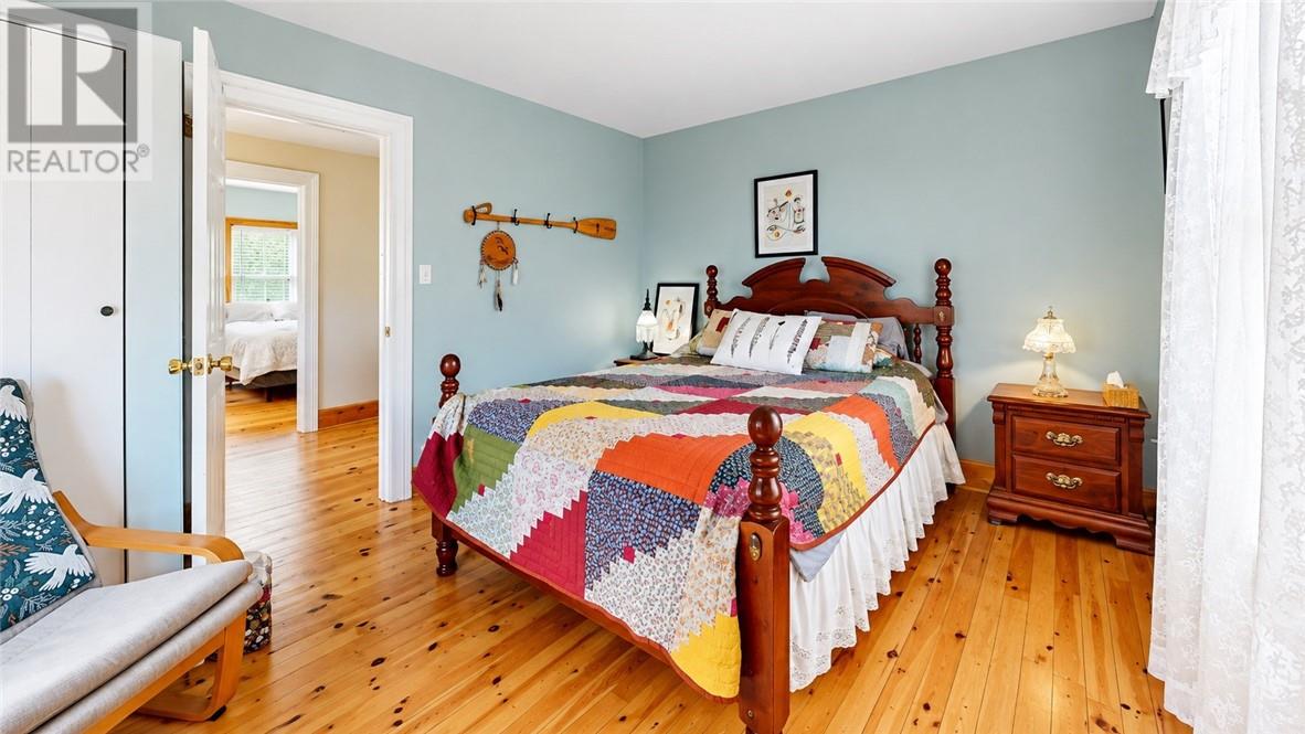 4 Thorburn Property Photo 52