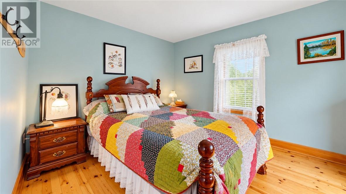 4 Thorburn Property Photo 54