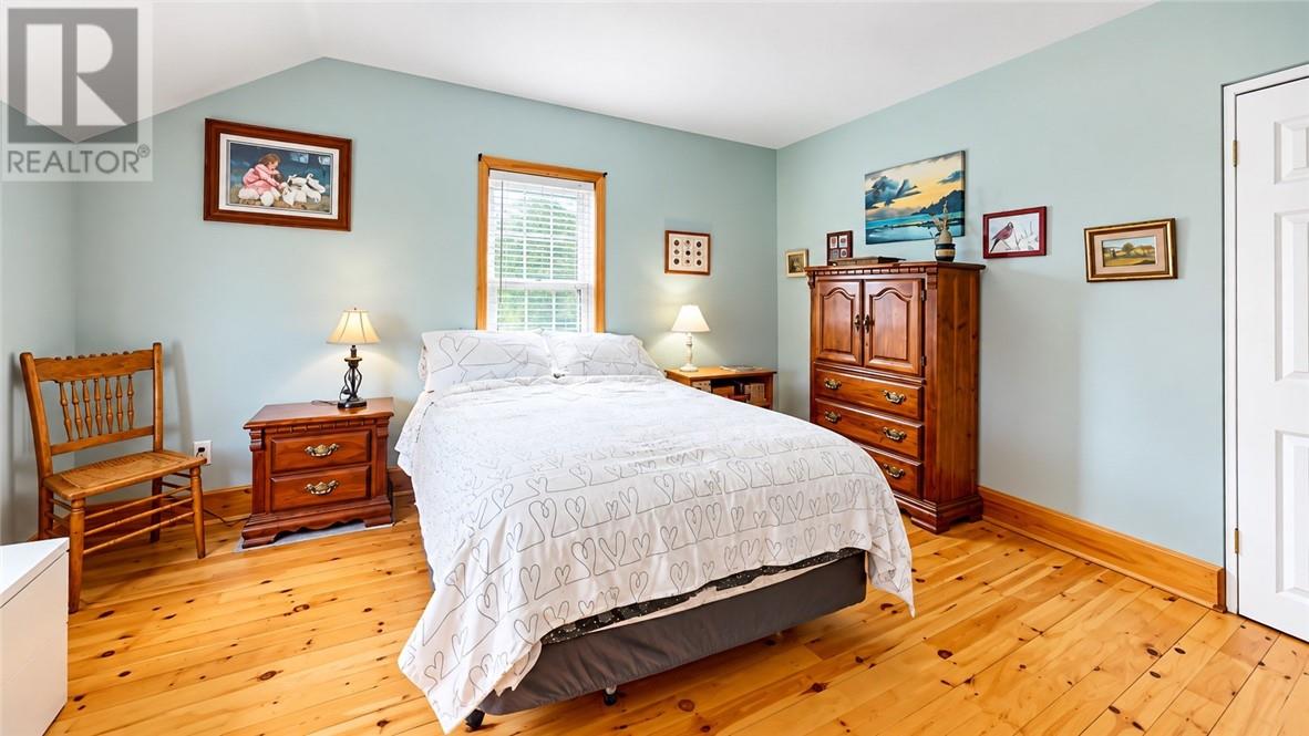 4 Thorburn Property Photo 57