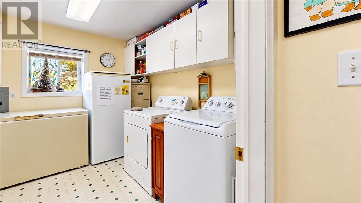 4 Thorburn Property Photo 71