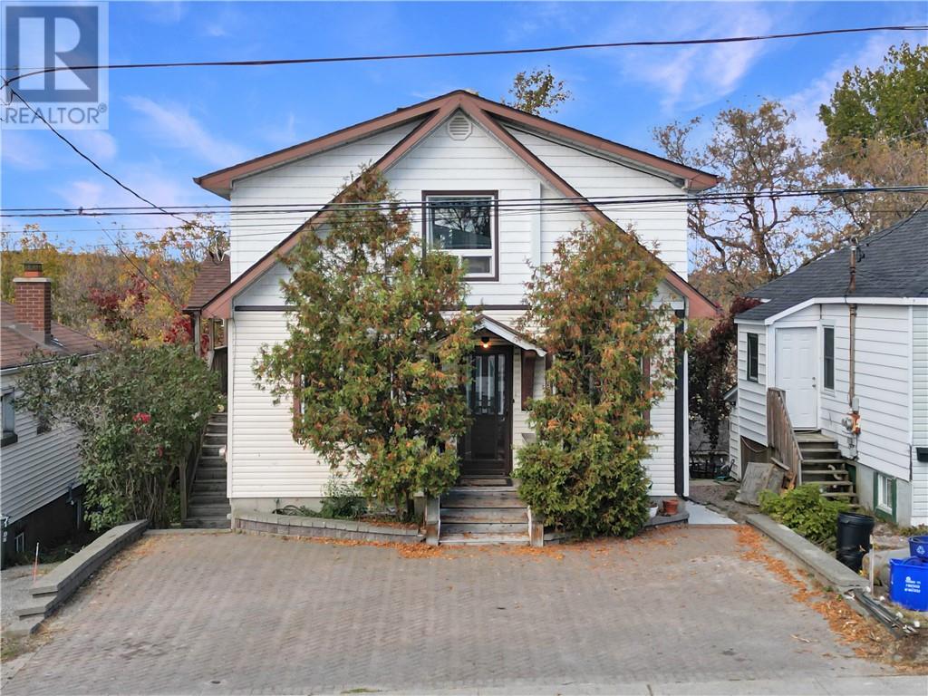 426 Elm Street Property Photo 1