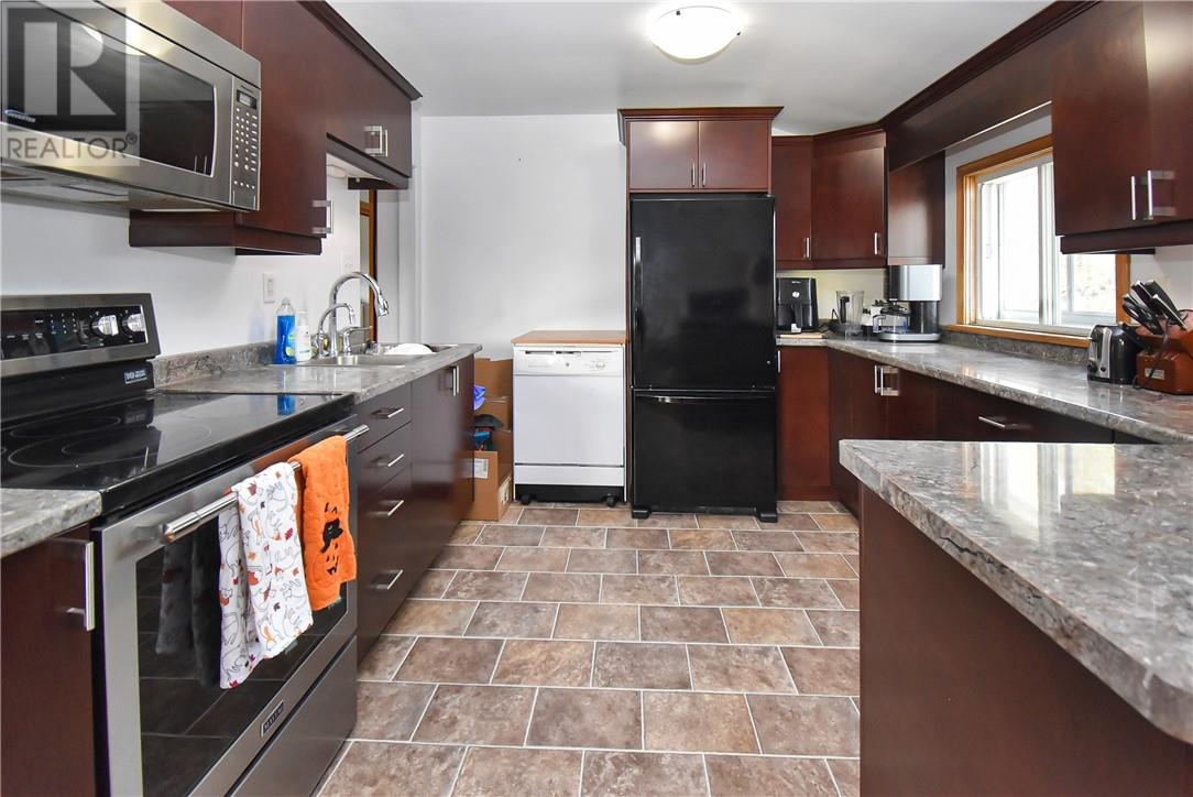 426 Elm Street Property Photo 37