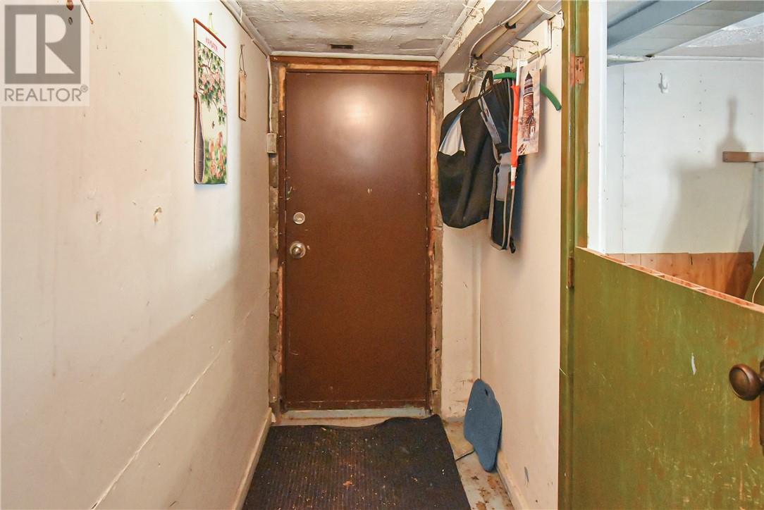 426 Elm Street Property Photo 25