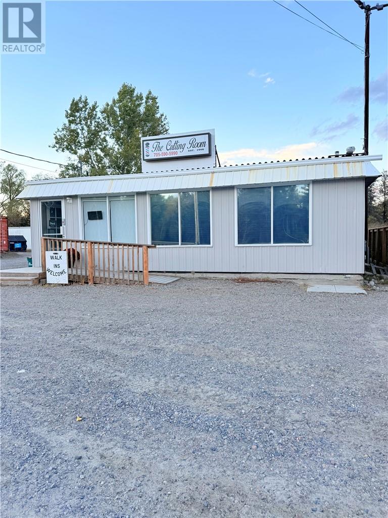 90 Main Property Photo 3