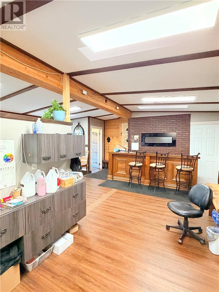 90 Main Property Photo 9