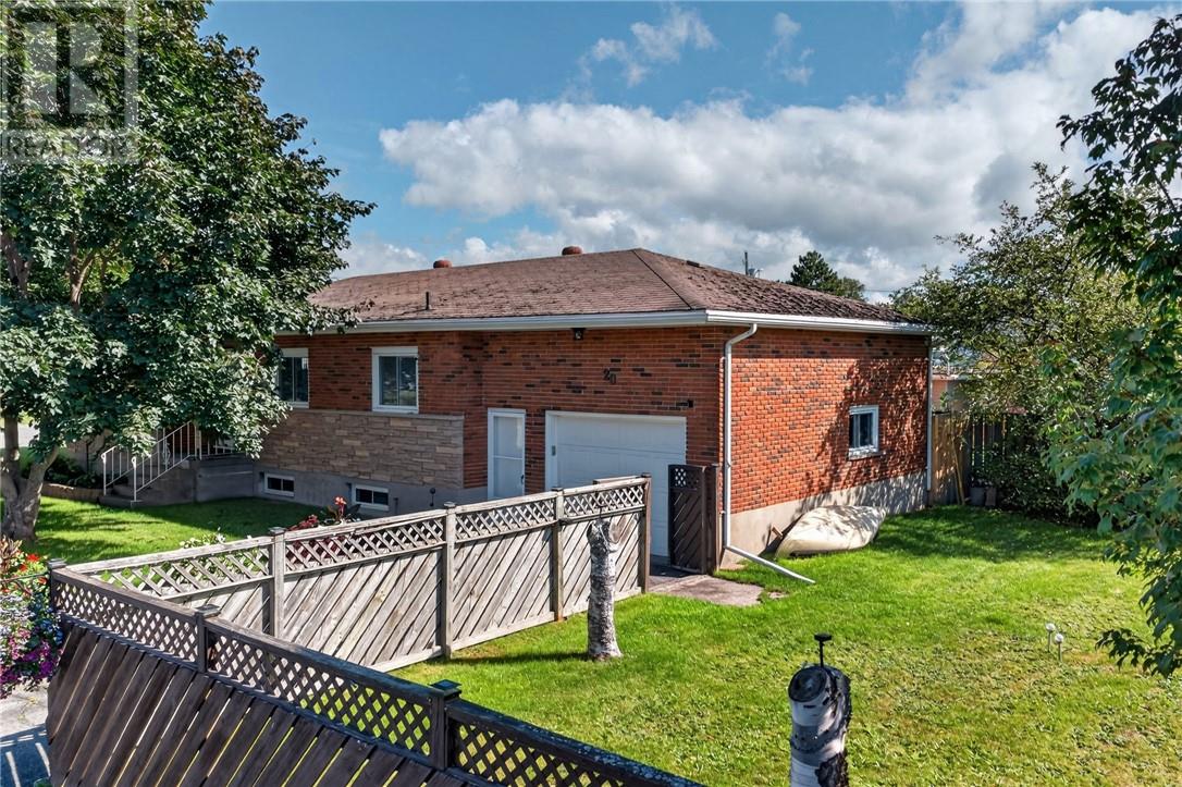 20 Coulson Street Property Photo 2