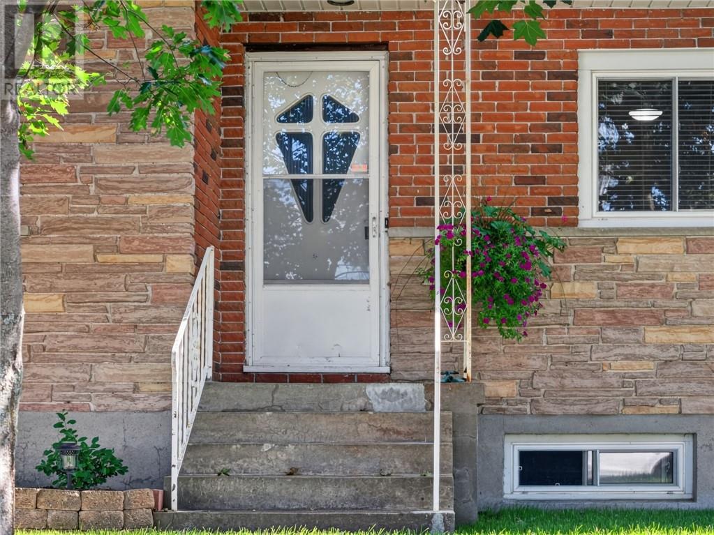 20 Coulson Street Property Photo 6
