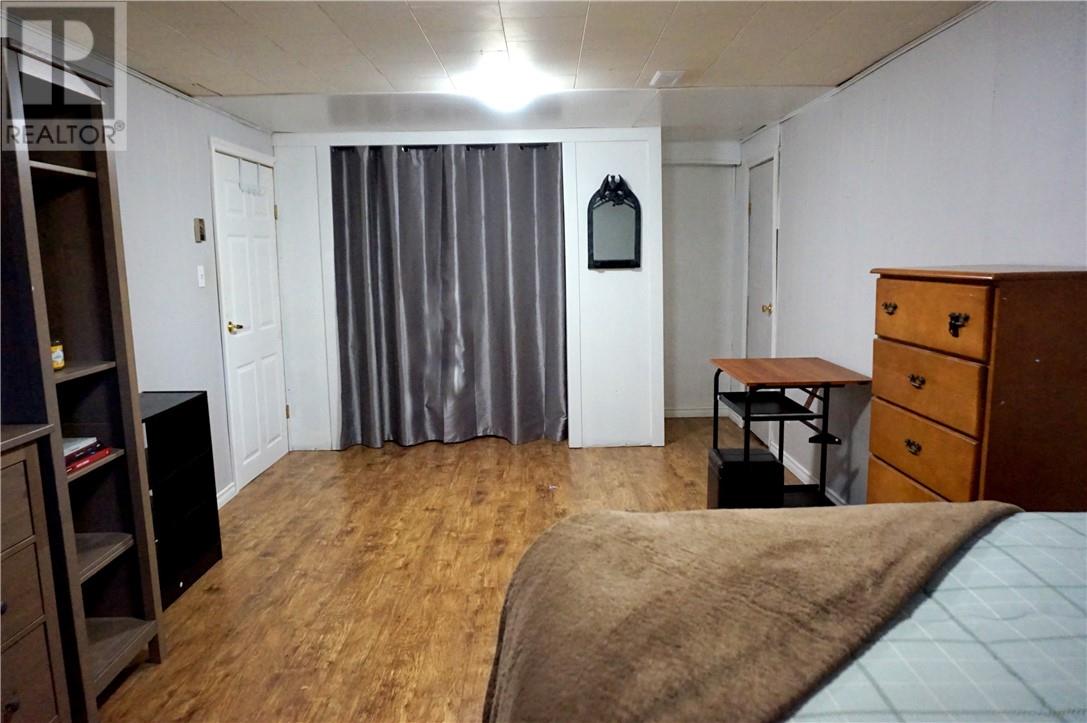 1063 Beaumont Avenue Property Photo 43