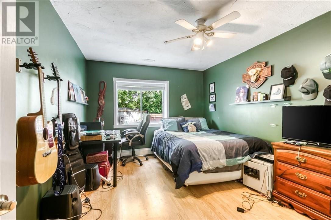 31 Principale Street W Property Photo 14