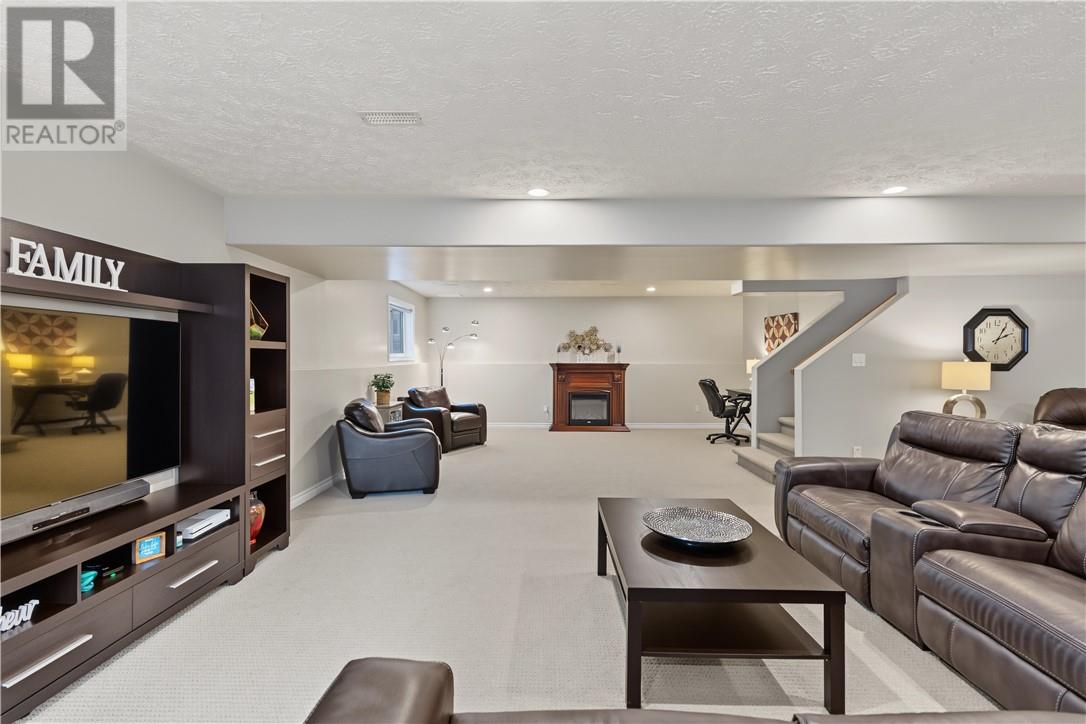 187 Ravina Avenue Property Photo 39