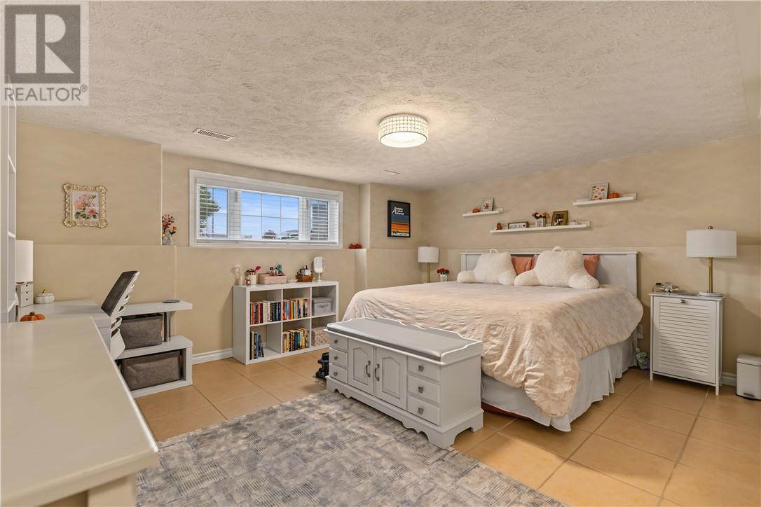 187 Ravina Avenue Property Photo 48