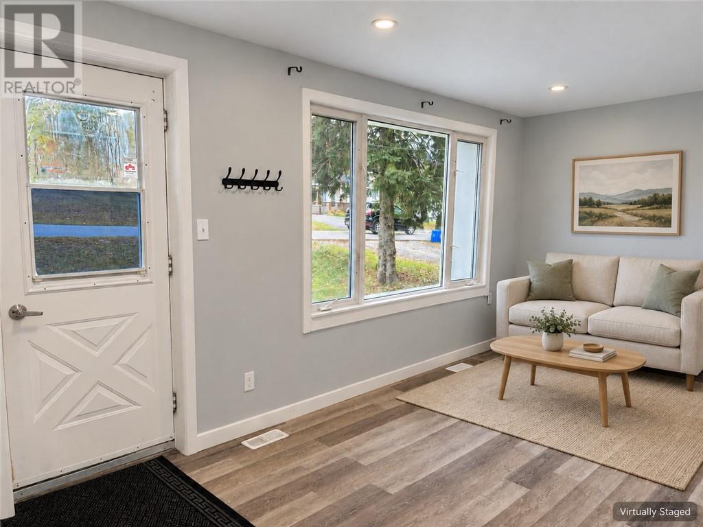 1581 Lakeshore Drive Property Photo 11