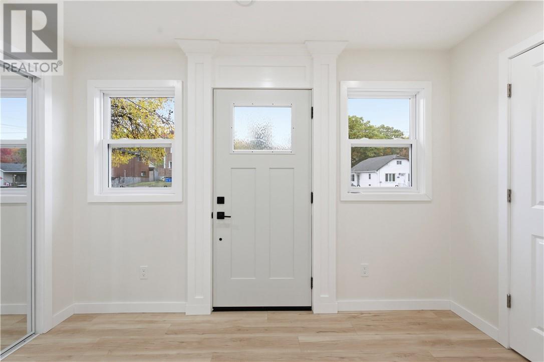 853 Howey Property Photo 3