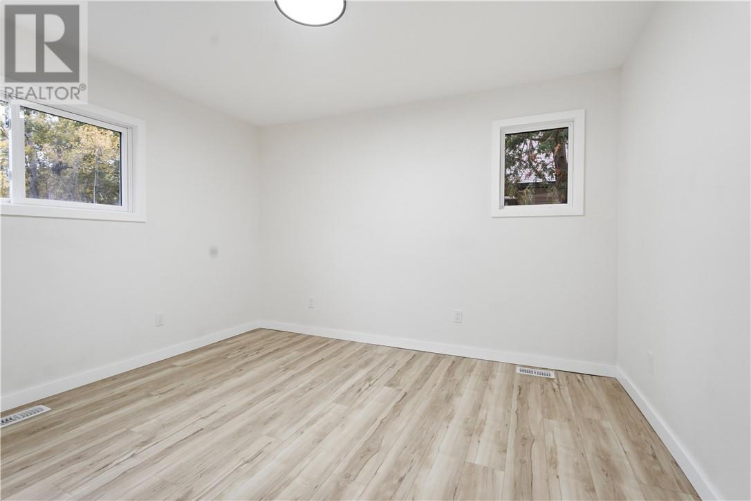 853 Howey Property Photo 19