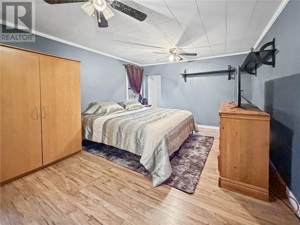 282 Syroid Street Property Photo 22