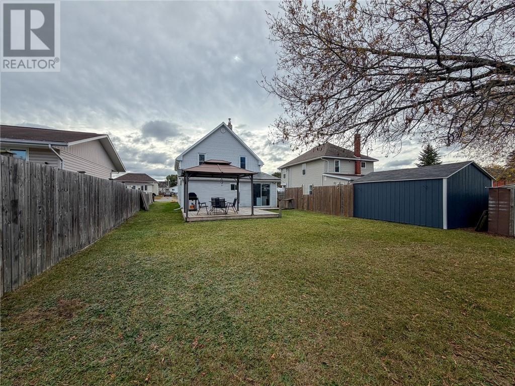 282 Syroid Street Property Photo 32