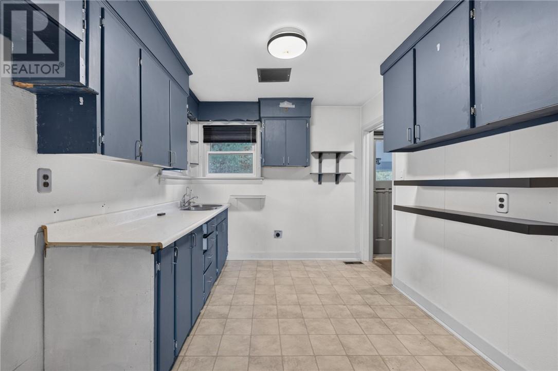 2513 Field Street Property Photo 7