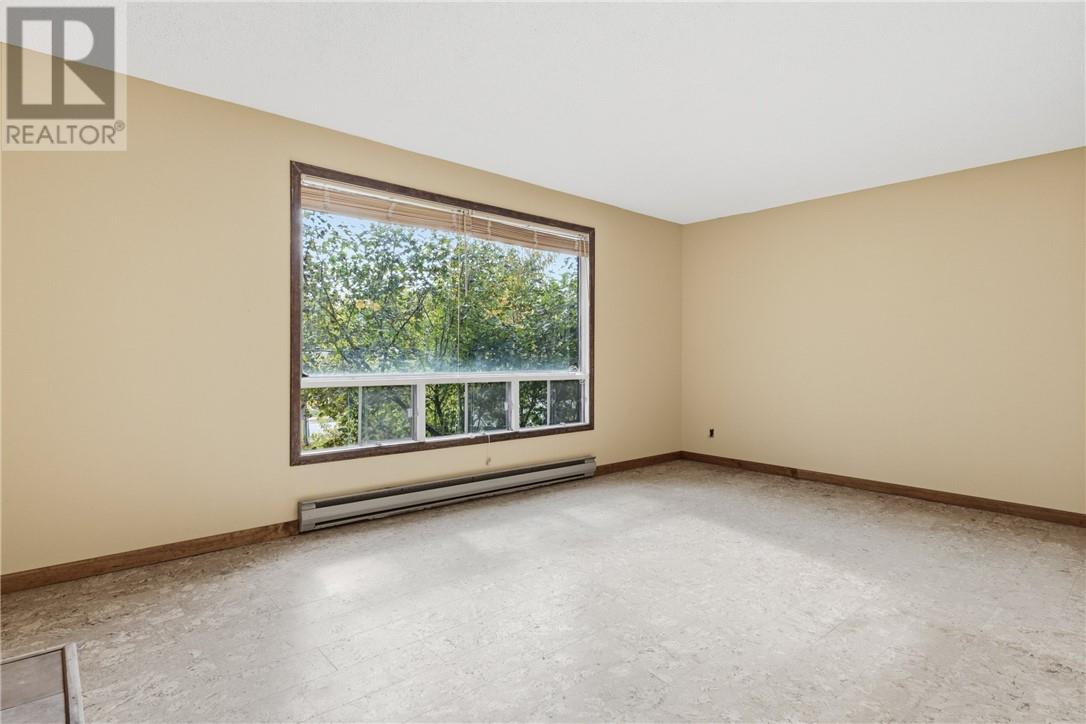 182 Boland Avenue Property Photo 5