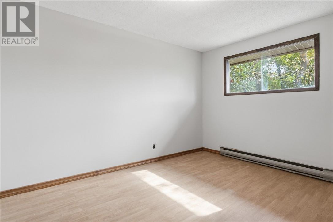 182 Boland Avenue Property Photo 8