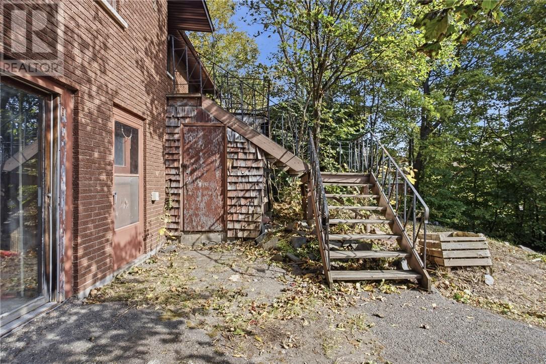 182 Boland Avenue Property Photo 11