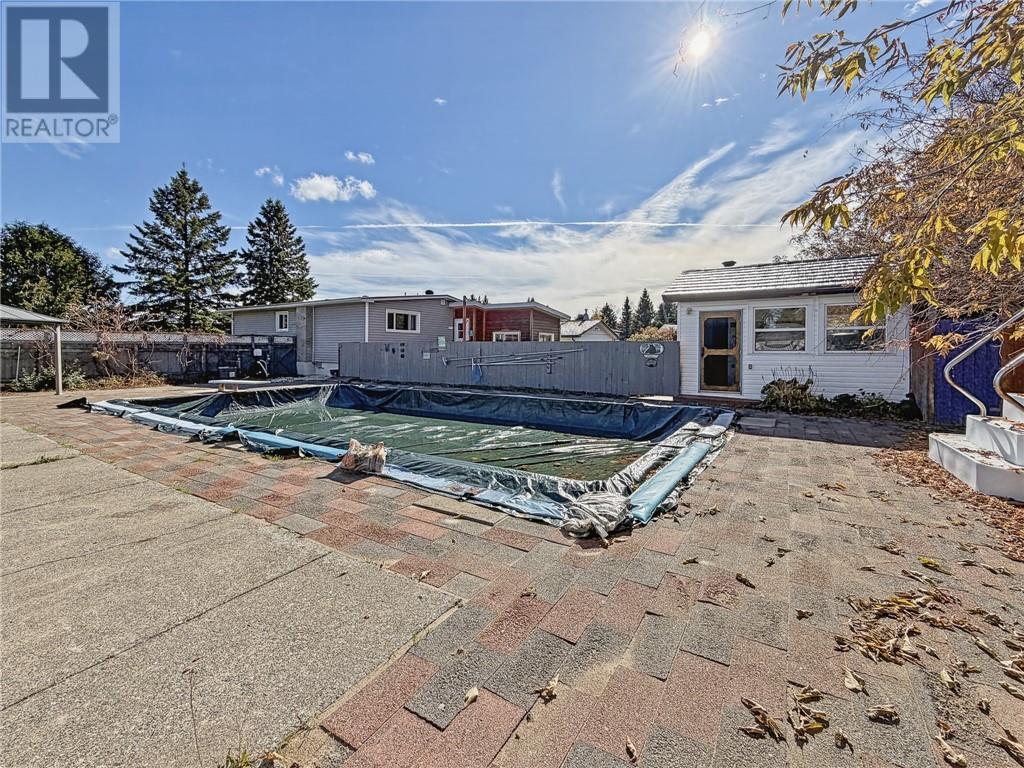 3261 Elm Street Property Photo 41