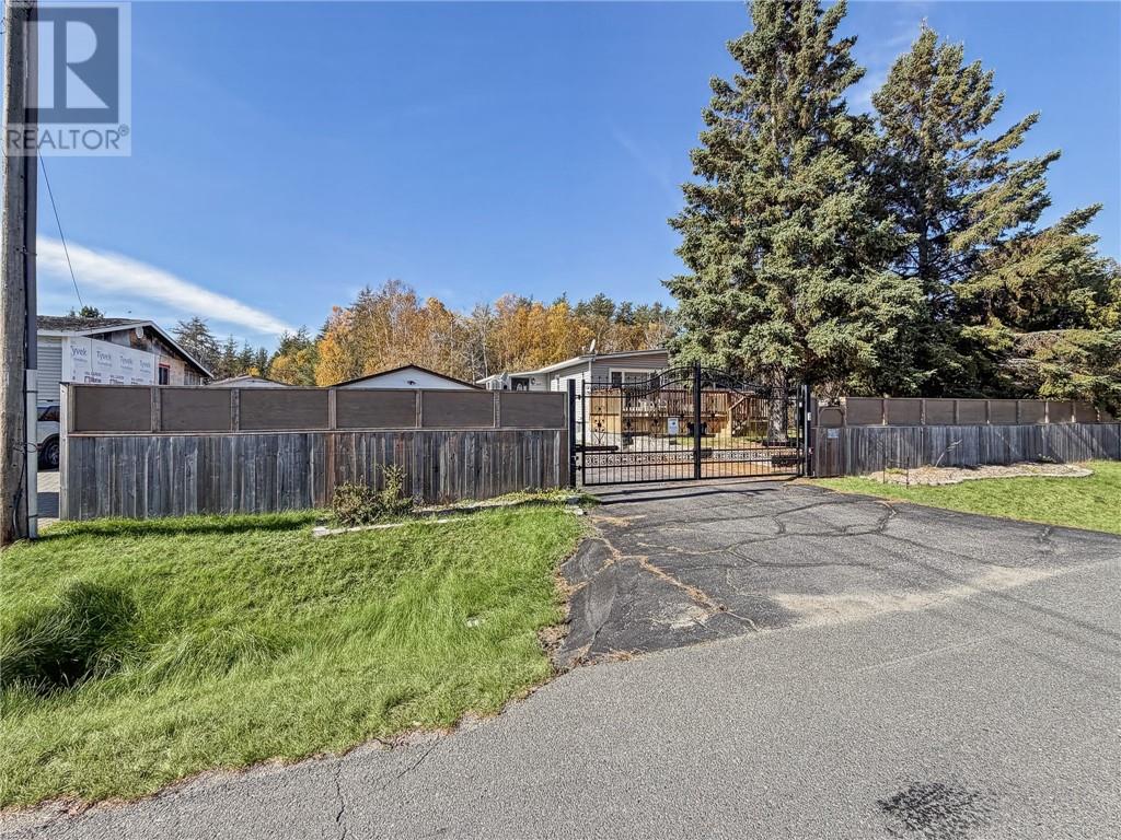 3261 Elm Street Property Photo 67