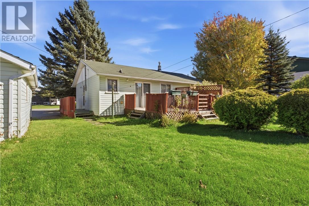 3179 Clifford Crescent Property Photo 23