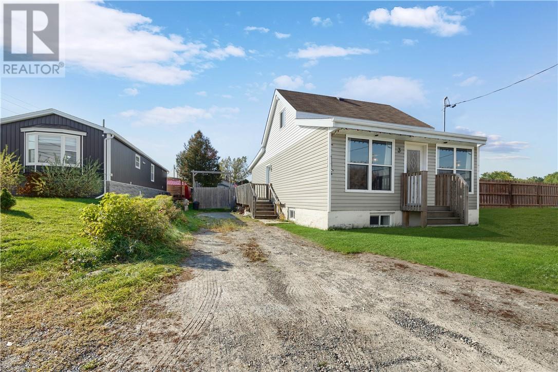 3 Frank Street Property Photo 3